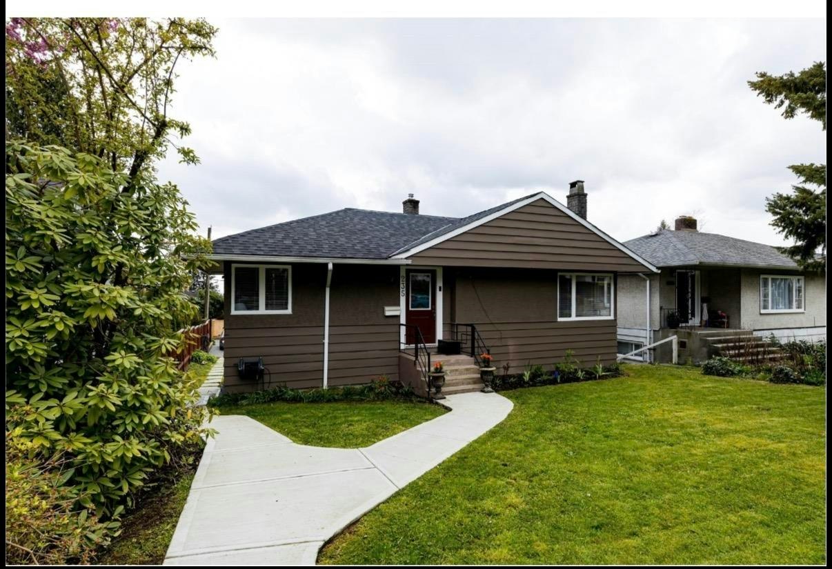 235 W 27th Street, North Vancouver, BC, V7N 2H3