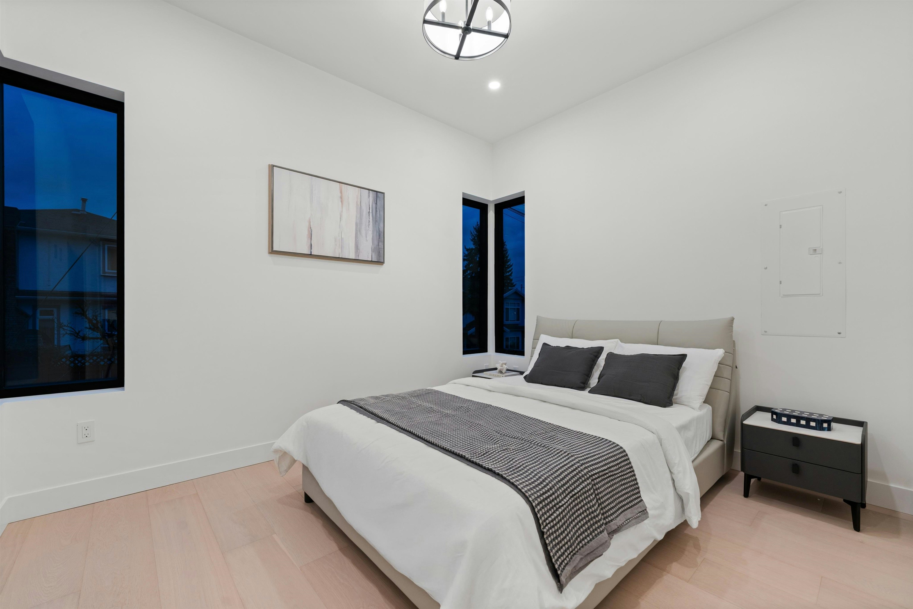 1605 E 21st Avenue, Vancouver, BC, V5N 3V8 - 23