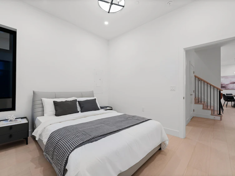 1605 E 21st Avenue, Vancouver, BC, V5N 3V8 - 24