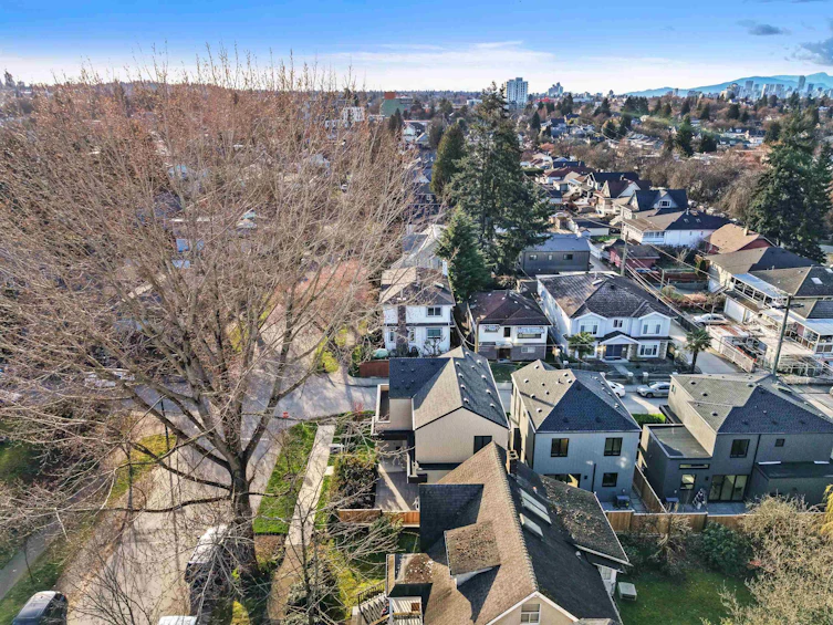 1605 E 21st Avenue, Vancouver, BC, V5N 3V8 - 28