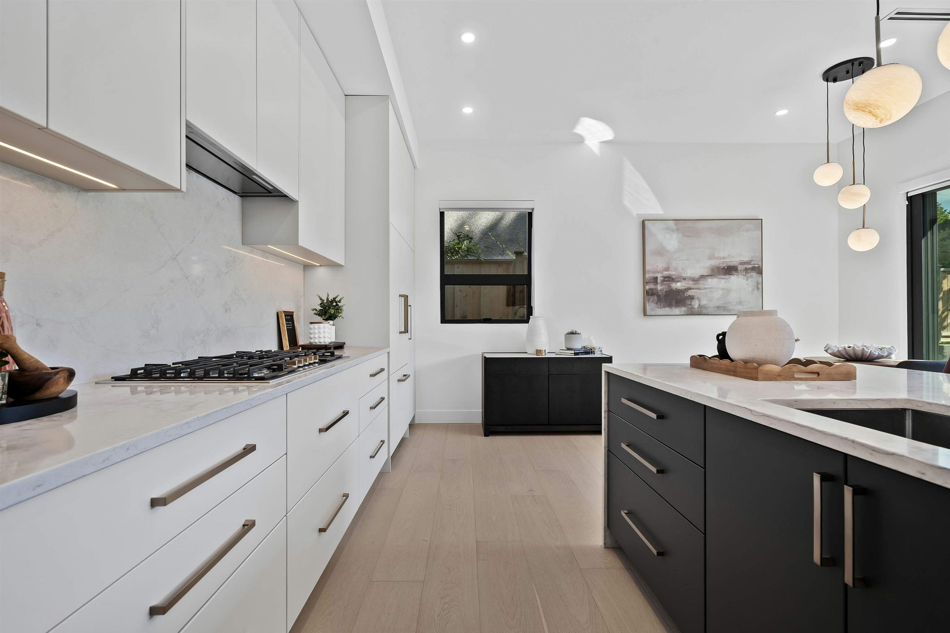 1605 E 21st Avenue, Vancouver, BC, V5N 3V8 - 10