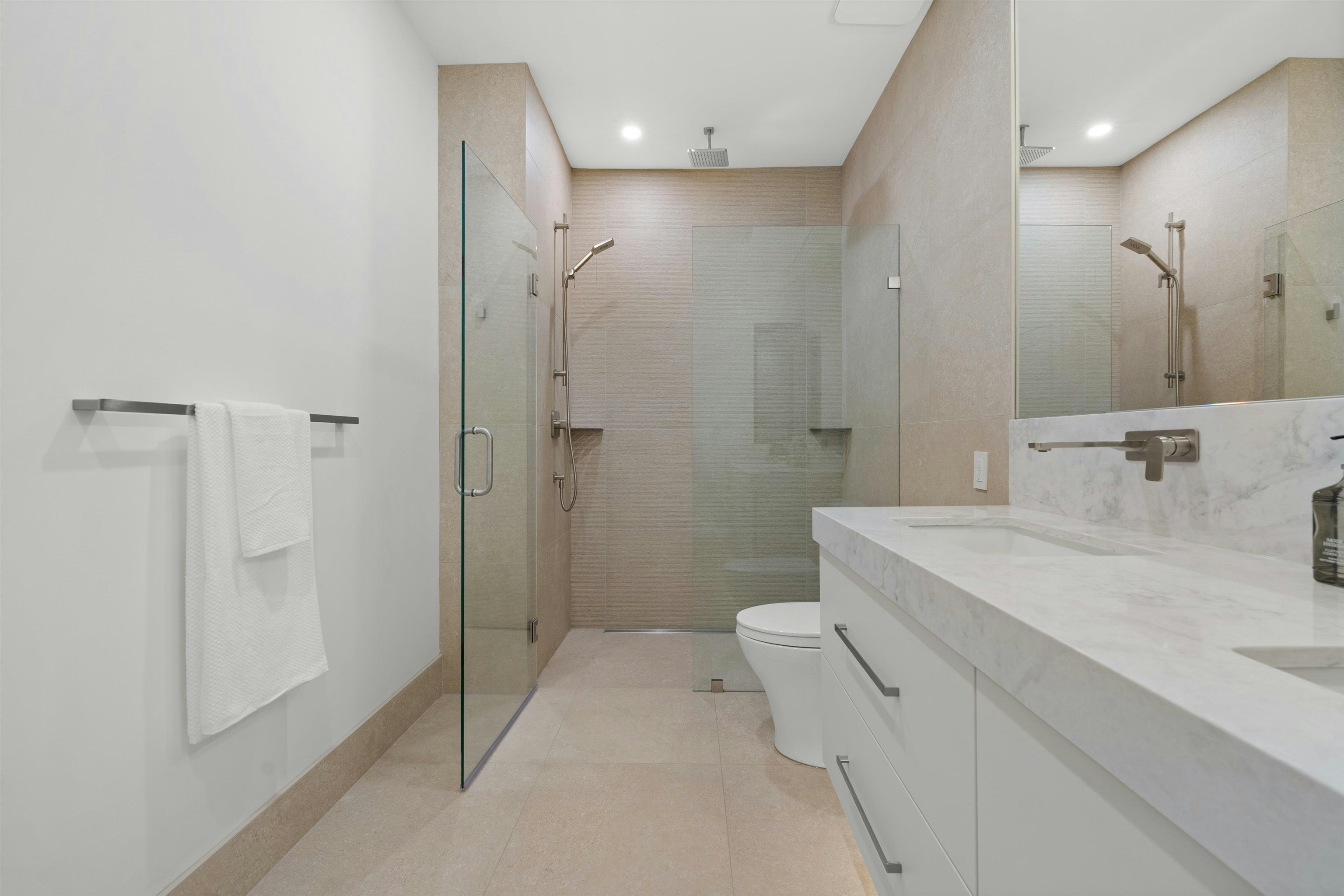 1605 E 21st Avenue, Vancouver, BC, V5N 3V8 - 22