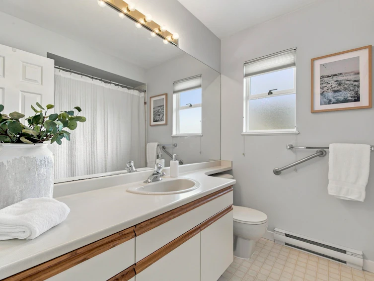 836 Roche Point Drive, North Vancouver, BC, V7H 2T9 - 16