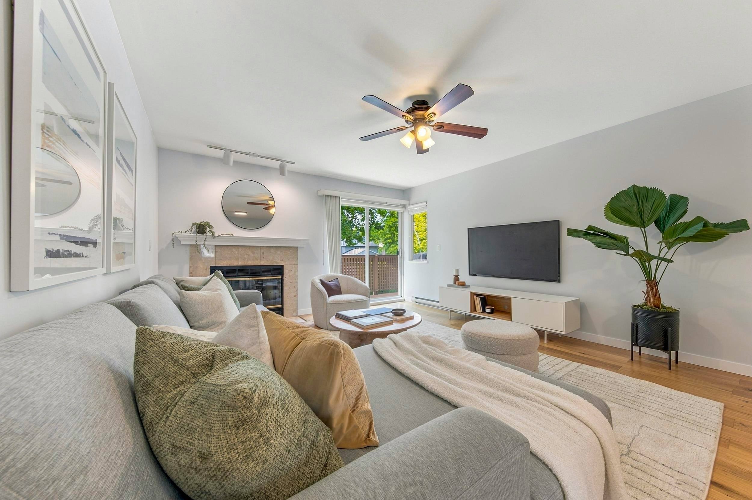 836 Roche Point Drive, North Vancouver, BC, V7H 2T9 - 3