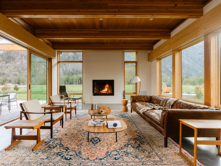 9209 Pemberton Meadows Road, Pemberton, BC, V0N 2L0