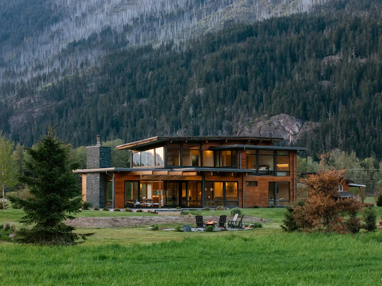 9209 Pemberton Meadows Road, Pemberton, BC, V0N 2L0 - 32