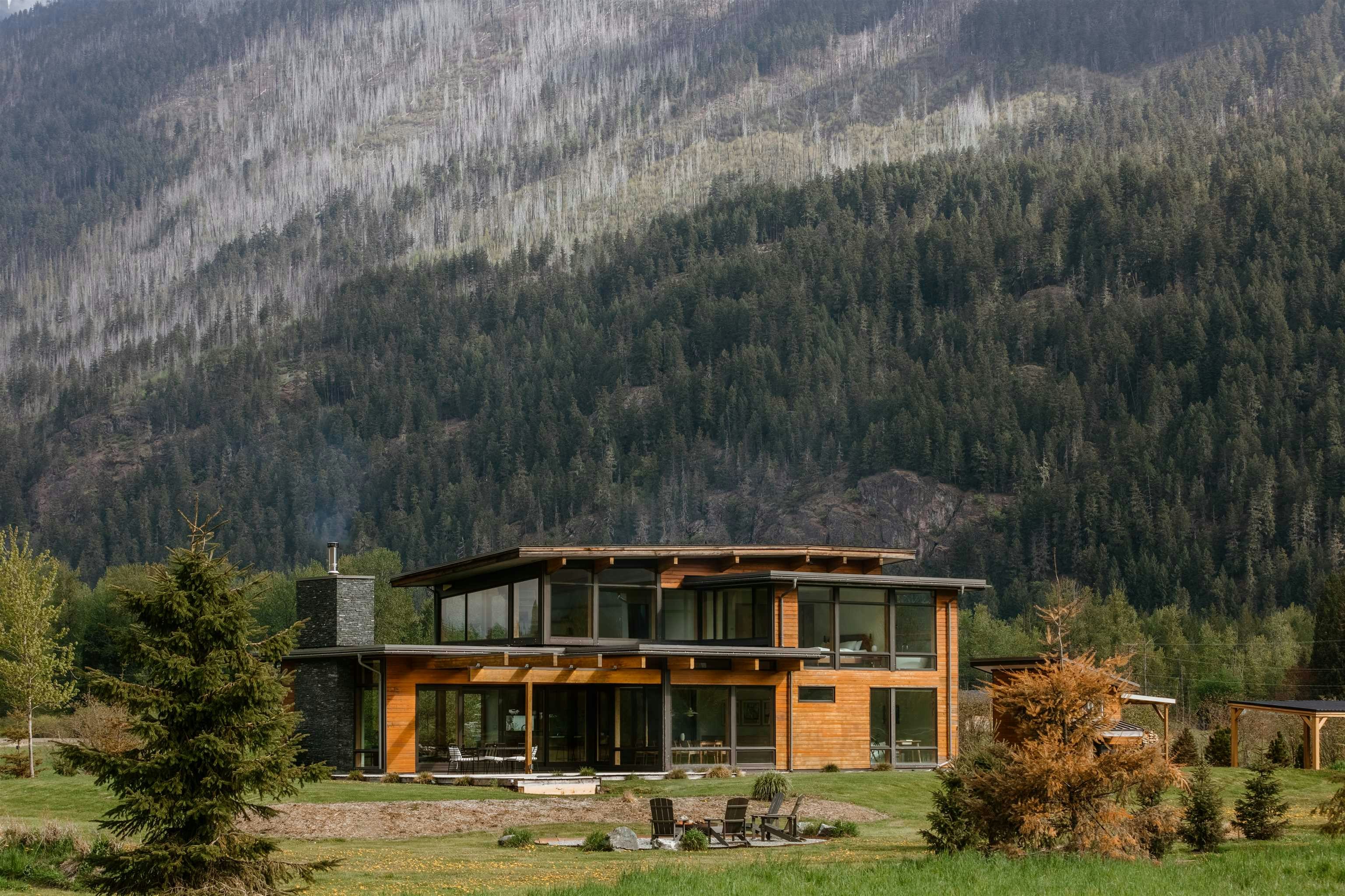 9209 Pemberton Meadows Road, Pemberton, BC, V0N 2L0 - 17