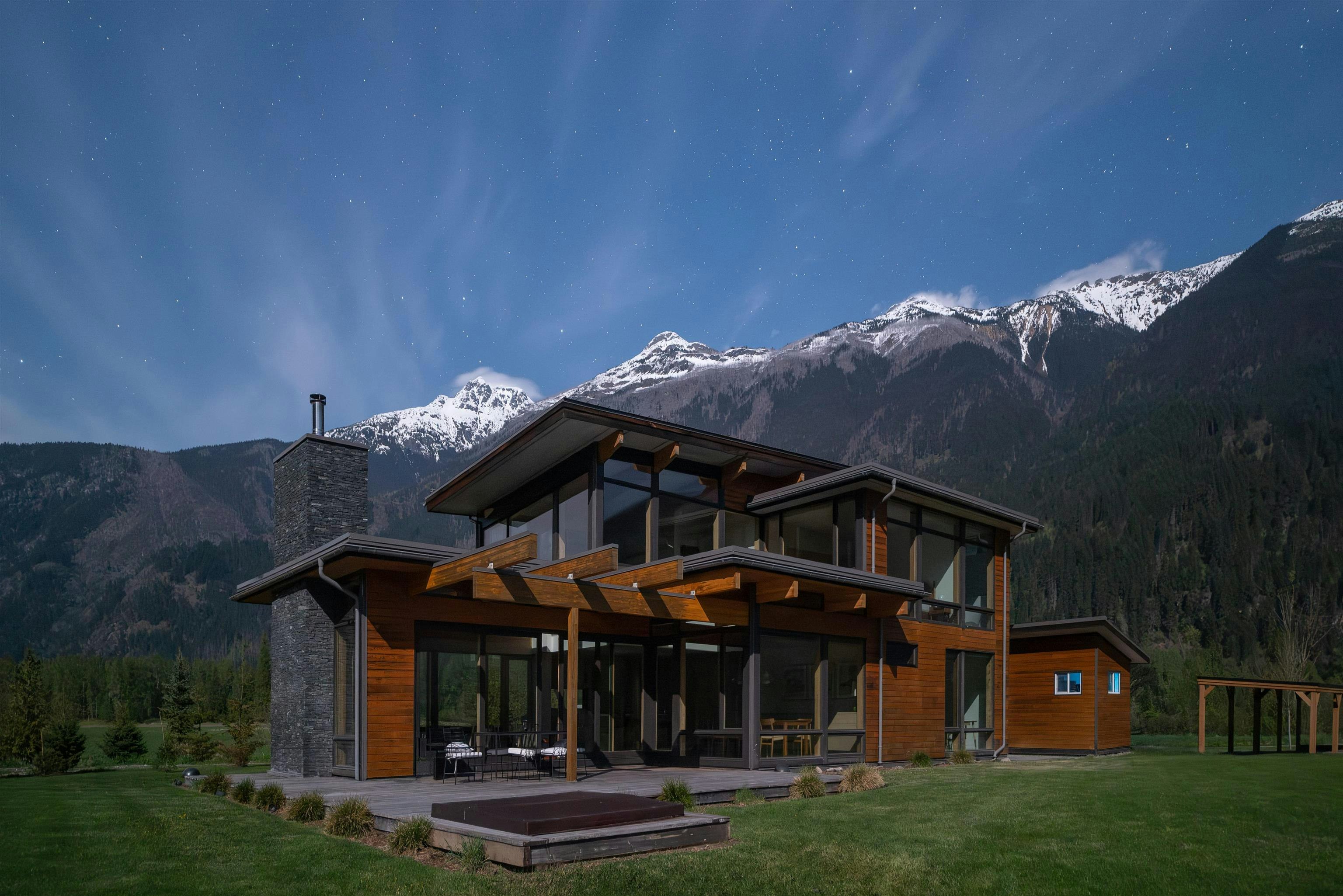 9209 Pemberton Meadows Road, Pemberton, BC, V0N 2L0 - 40