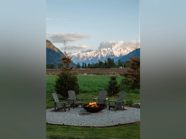 9209 Pemberton Meadows Road, Pemberton, BC, V0N 2L0 - 38