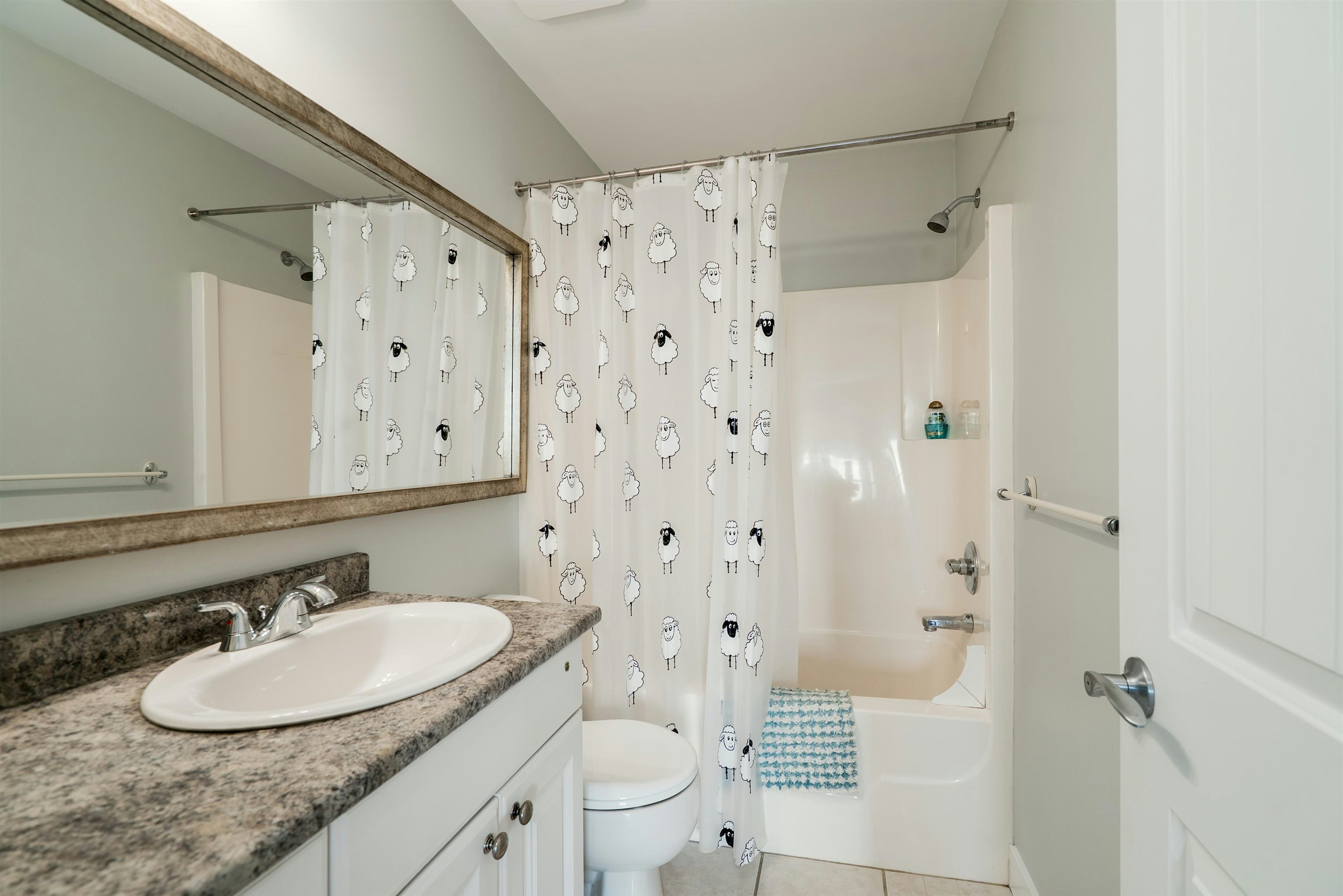 330 Richmond Street, New Westminster, BC, V3L 4B8 - 22