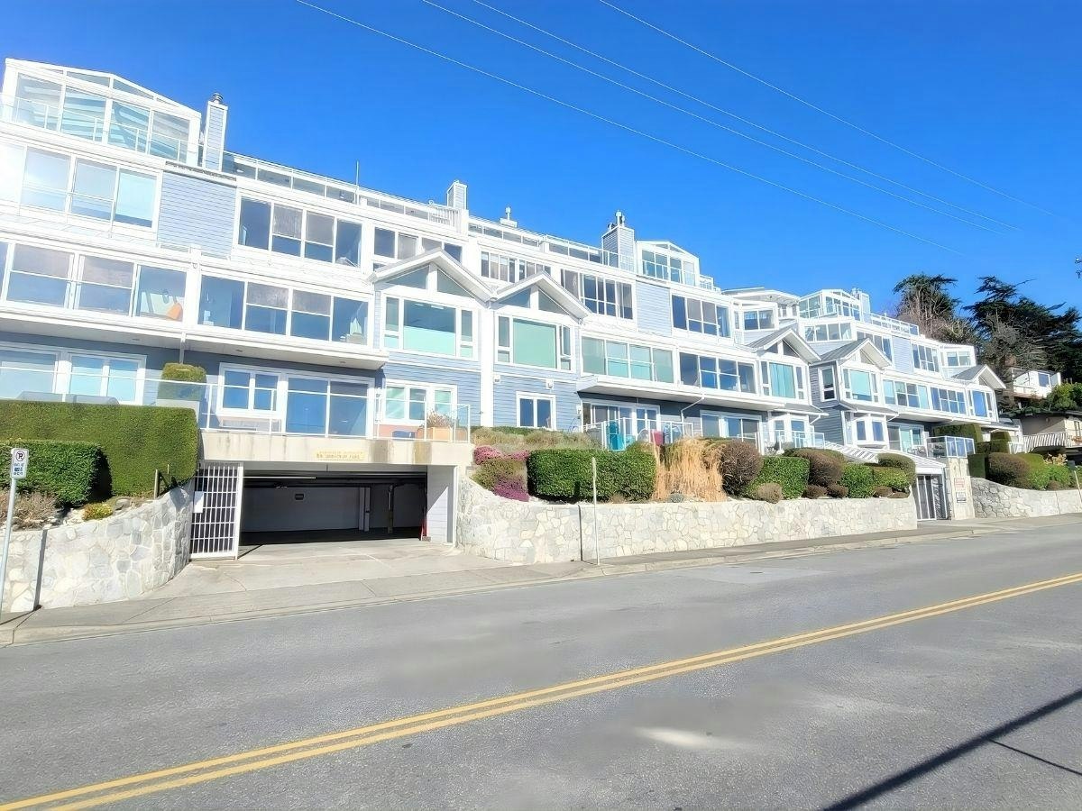 303-15165 Marine Drive, Surrey, BC, V4B 1C5