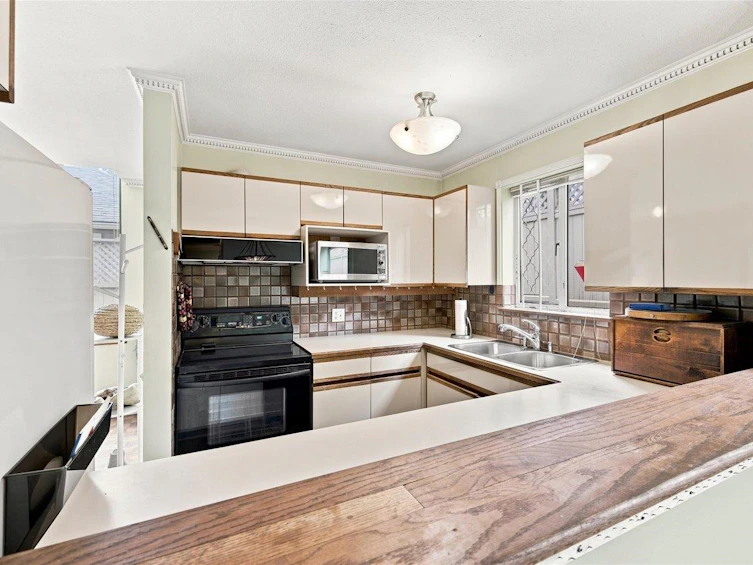1-1176 W 15th Avenue, Vancouver, BC, V6H 1R8 - 10