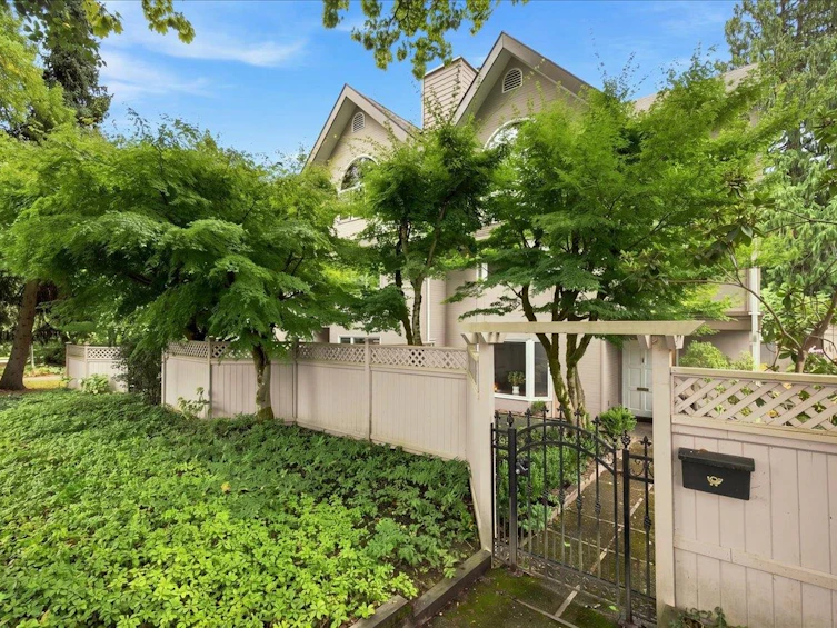 1-1176 W 15th Avenue, Vancouver, BC, V6H 1R8 - 2