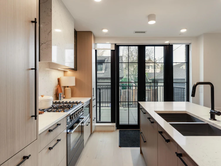 197 W King Edward Avenue, Vancouver, BC, V5Y 4B4 - 14