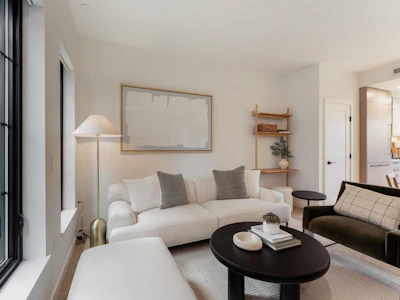 197 W King Edward Avenue - 4