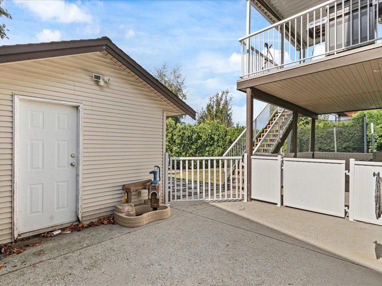 35475 Strathcona Court, Abbotsford, BC, V3G 3A2 - 37
