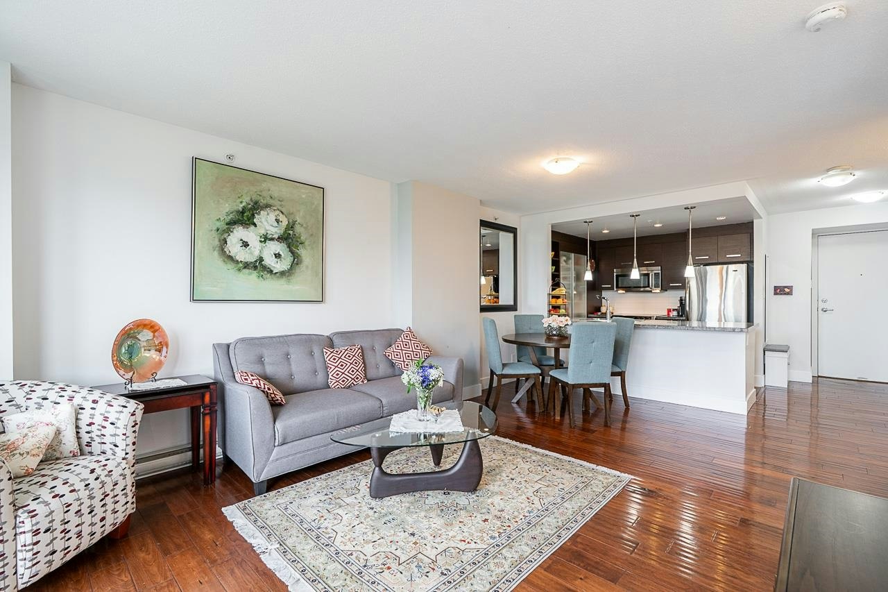 1203-2959 Glen Drive, Coquitlam, BC, V3B 0B8 - 12