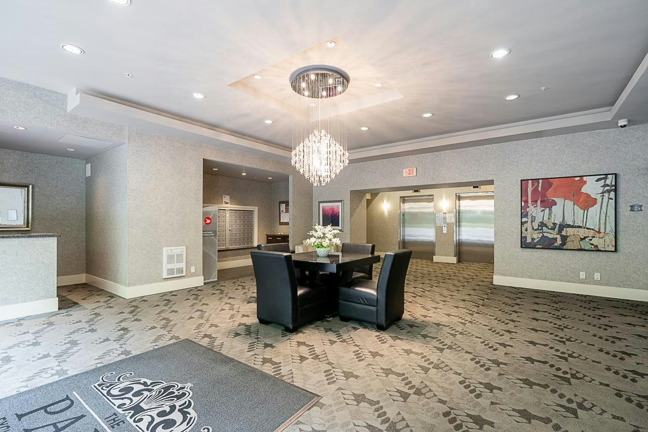 1203-2959 Glen Drive - 5