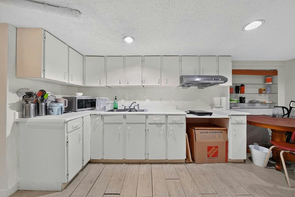 2984 W 39th Avenue, Vancouver, BC, V6N 2Z6 - 25