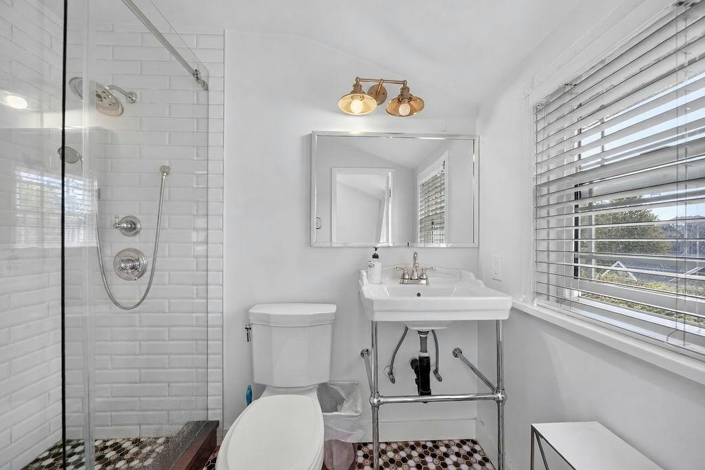 2984 W 39th Avenue, Vancouver, BC, V6N 2Z6 - 16