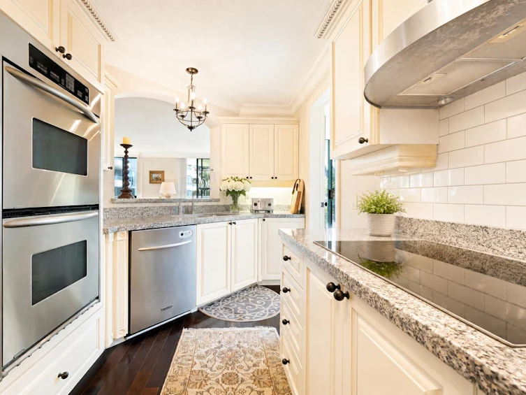 4B-328 Taylor Way, West Vancouver, BC, V7T 2Y4 - 9