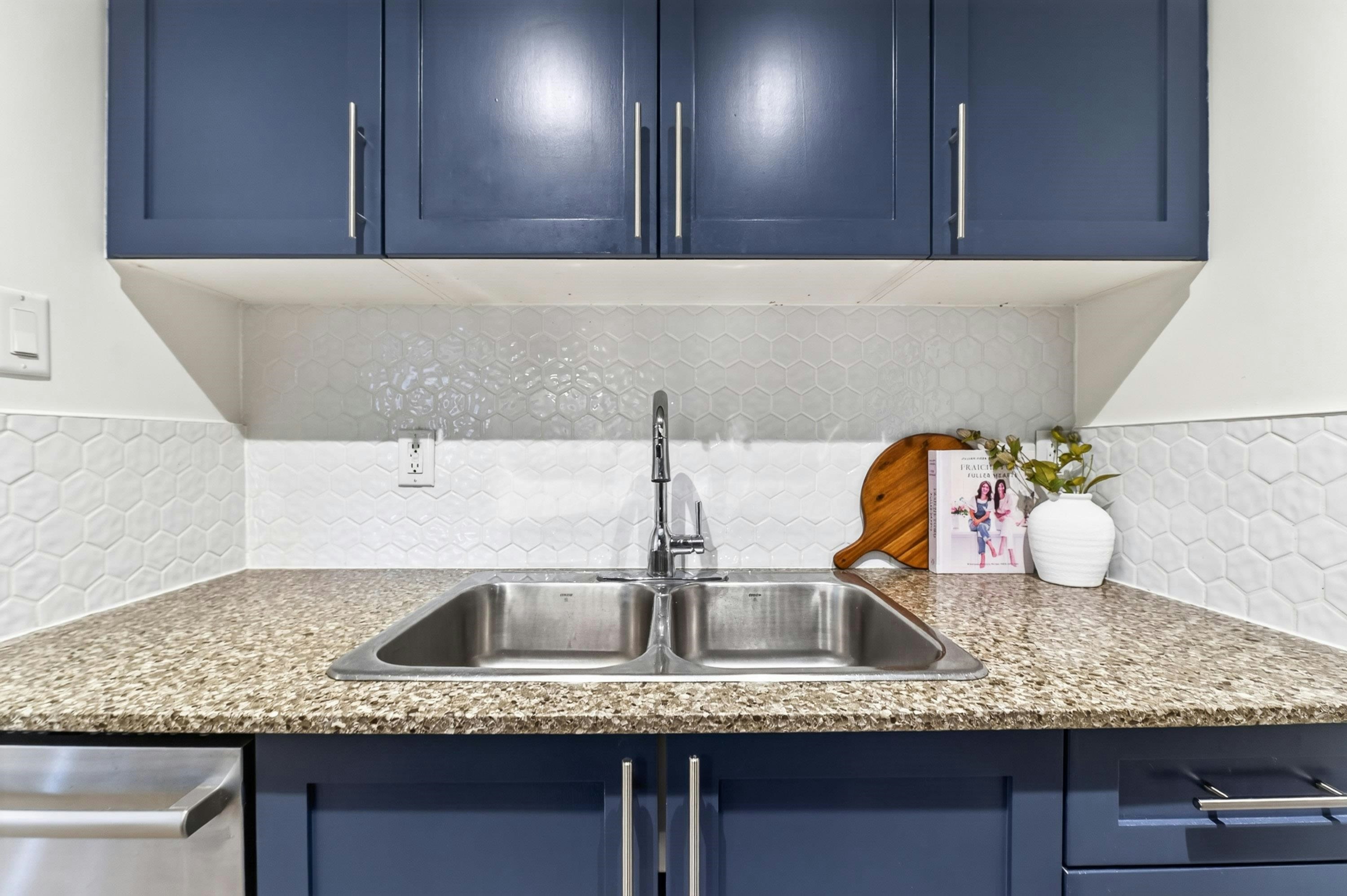 303-288 E 14th Avenue, Vancouver, BC, V5T 2M6 - 8