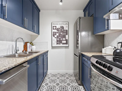 303-288 E 14th Avenue - 5