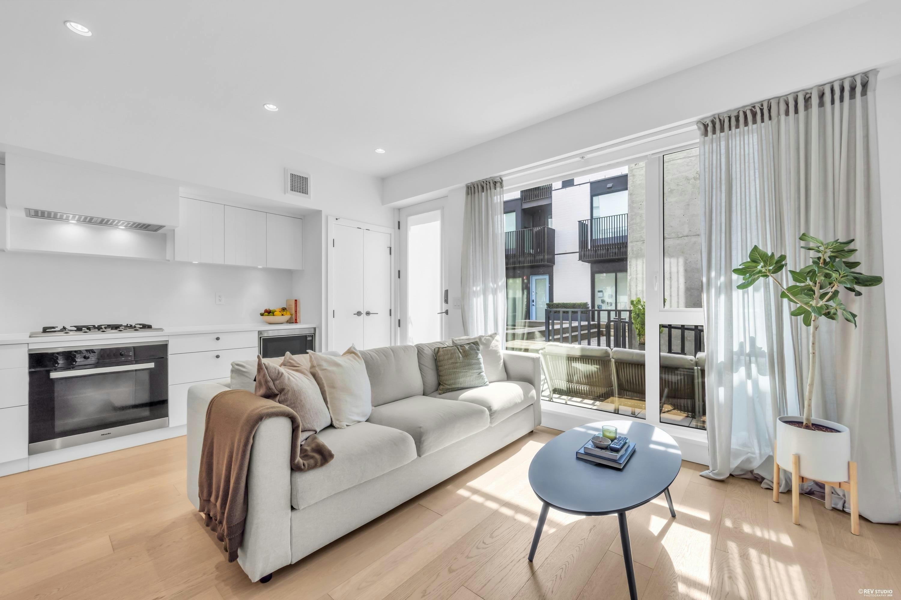 66 W King Edward Avenue, Vancouver, BC, V5Y 0N6 - 7