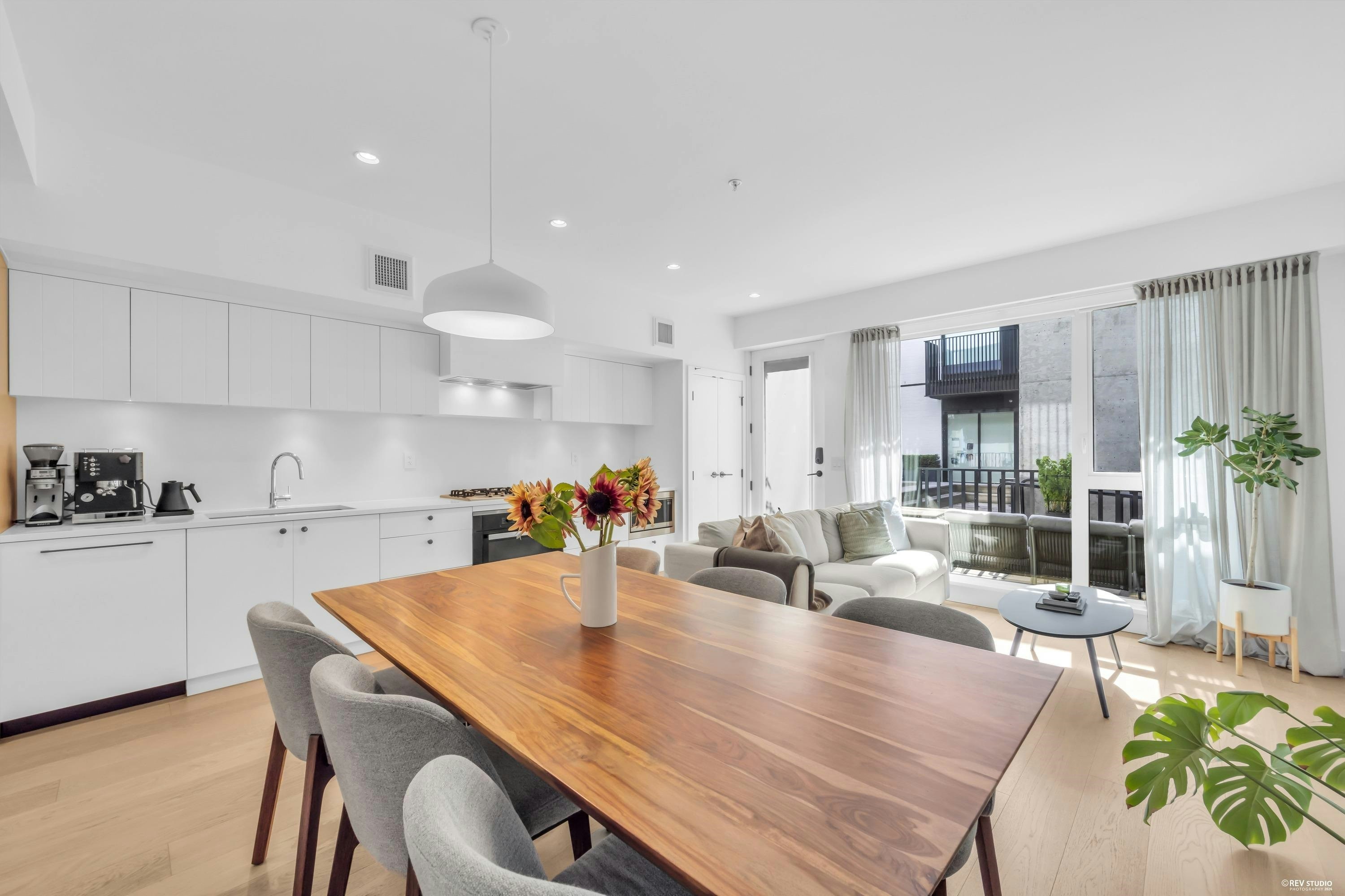 66 W King Edward Avenue, Vancouver, BC, V5Y 0N6
