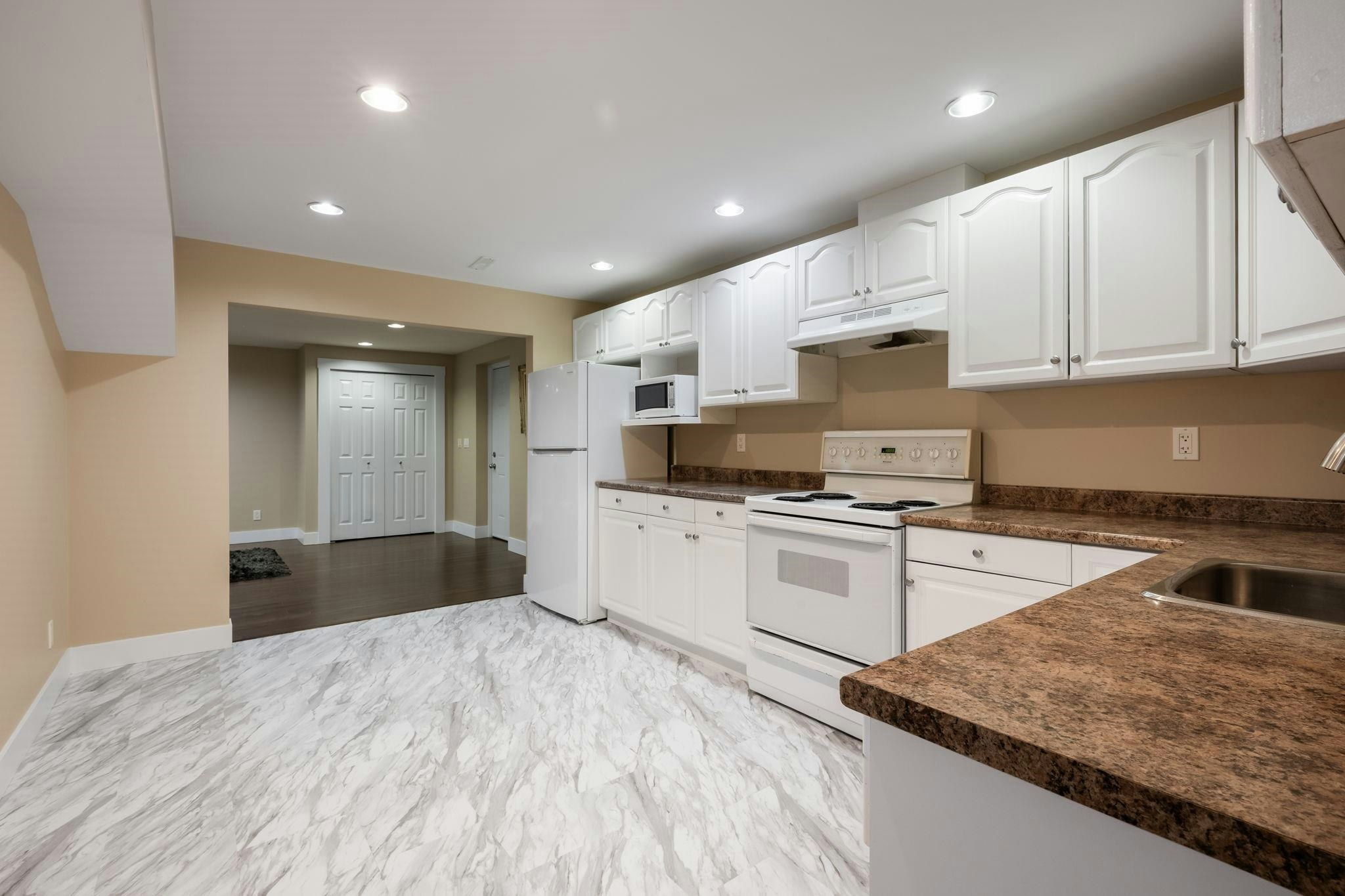 15295 111a Avenue, Surrey, BC, V3R 0G4 - 21