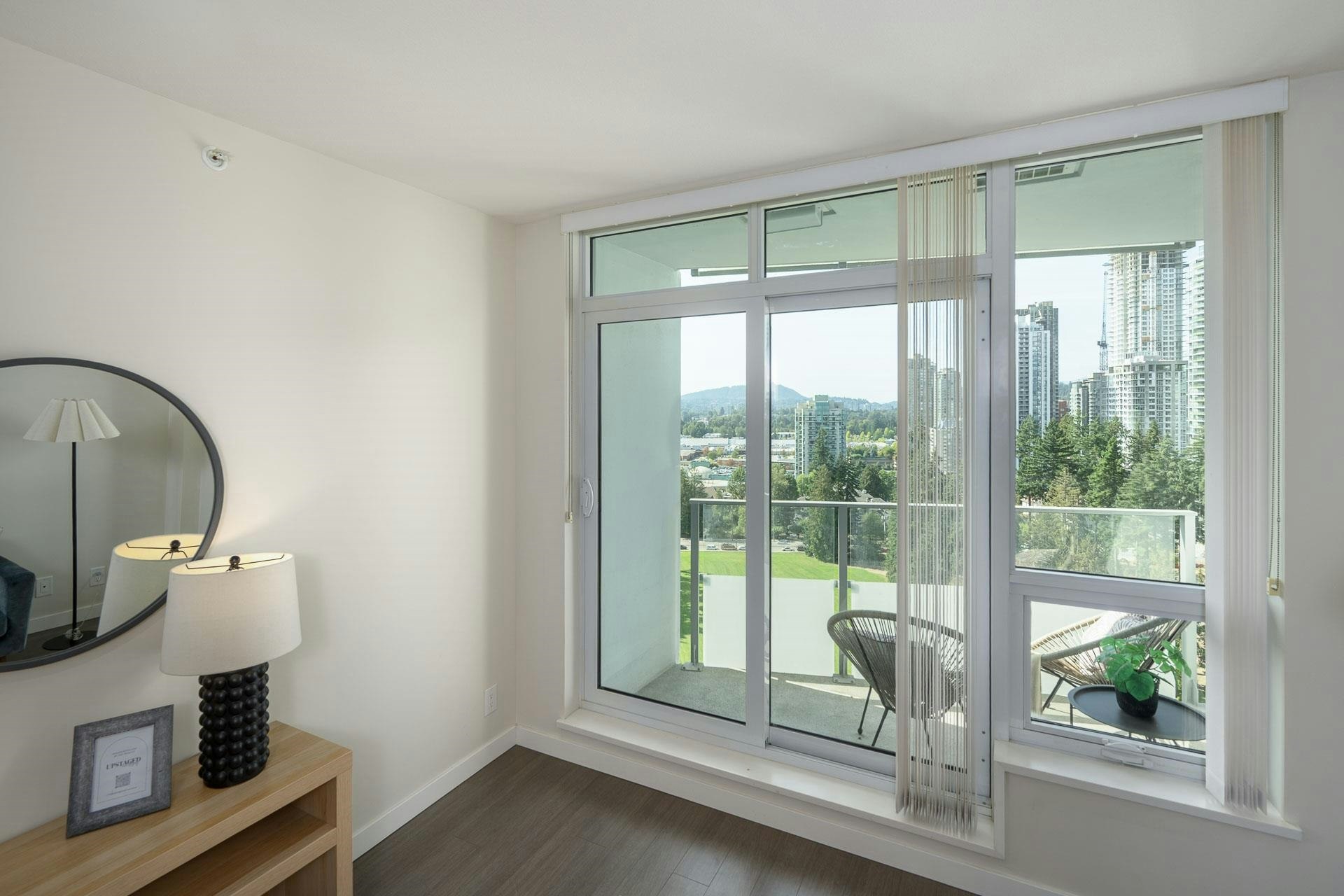2207-3093 Windsor Gate, Coquitlam, BC, V3B 0N2 - 7