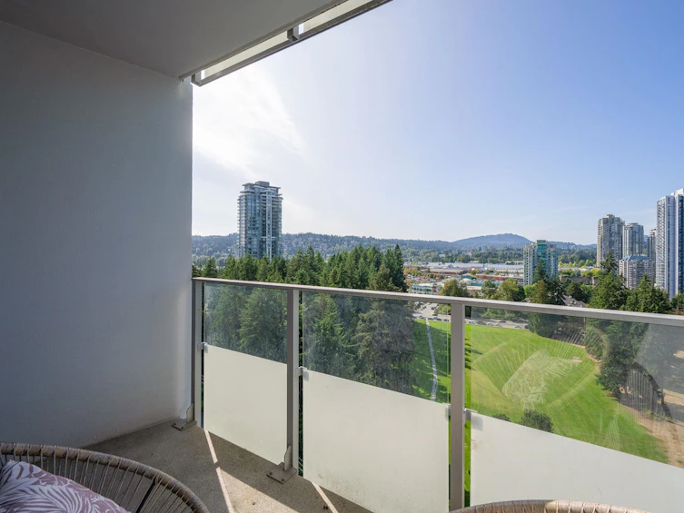 2207-3093 Windsor Gate, Coquitlam, BC, V3B 0N2 - 30
