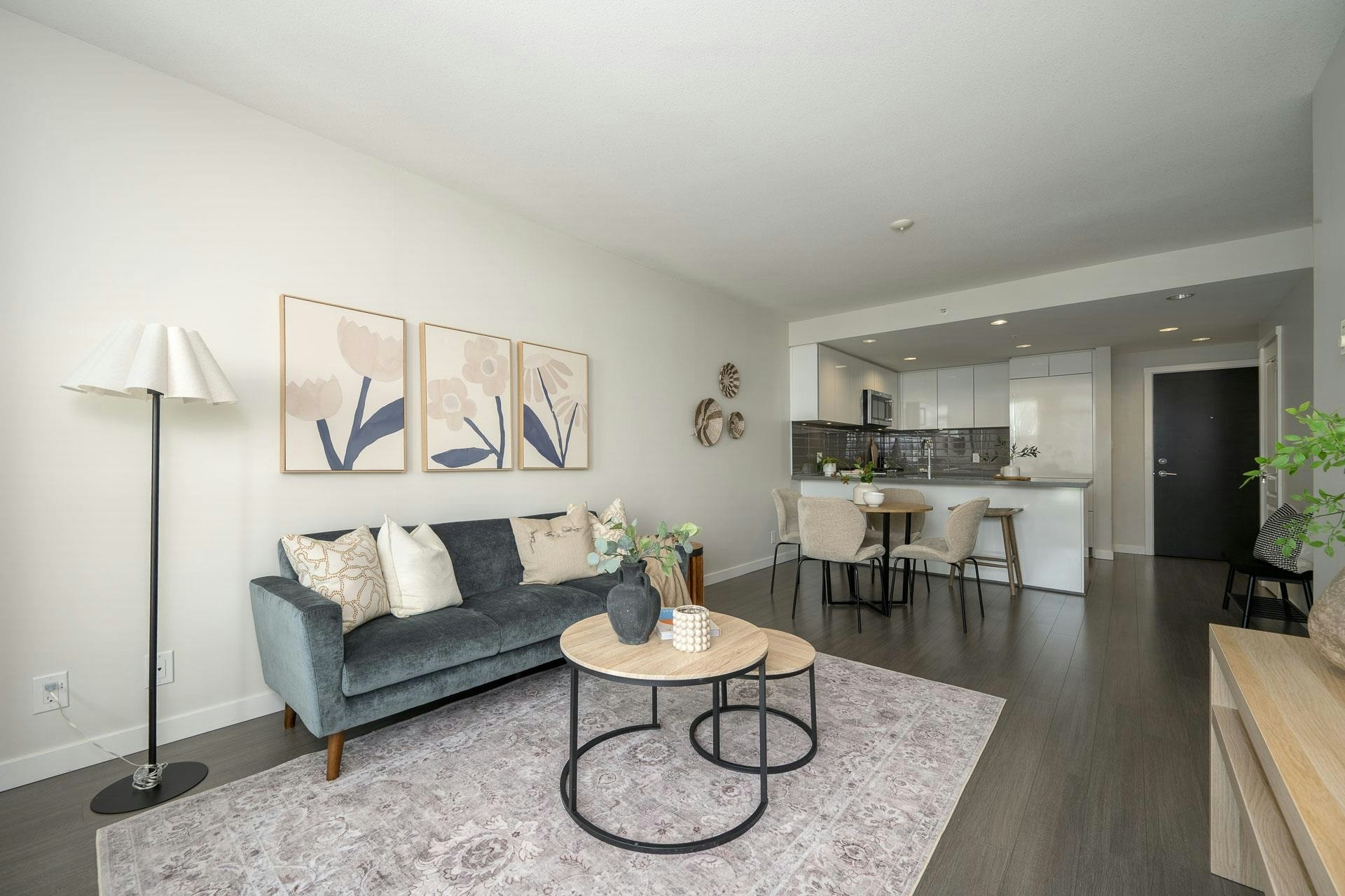 2207-3093 Windsor Gate, Coquitlam, BC, V3B 0N2 - 8