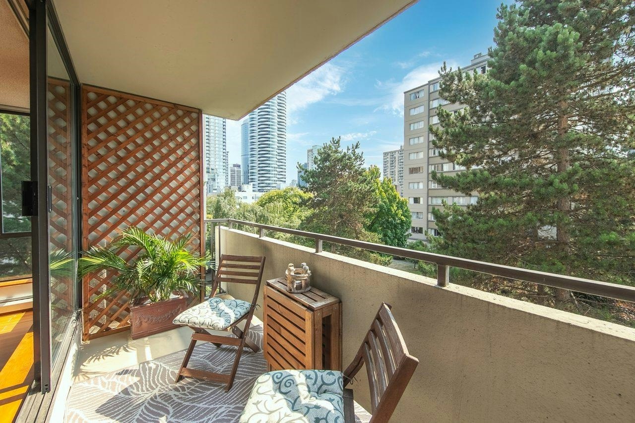 402-1127 Barclay Street, Vancouver, BC, V6E 4C6