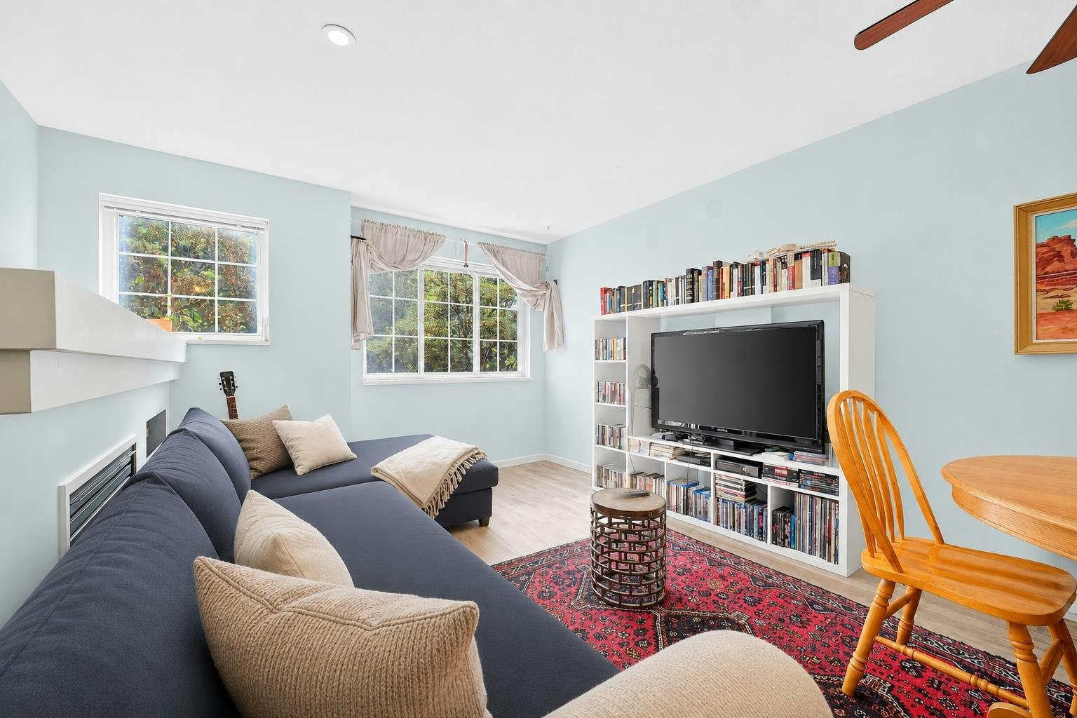 10-1561 Booth Avenue - 2