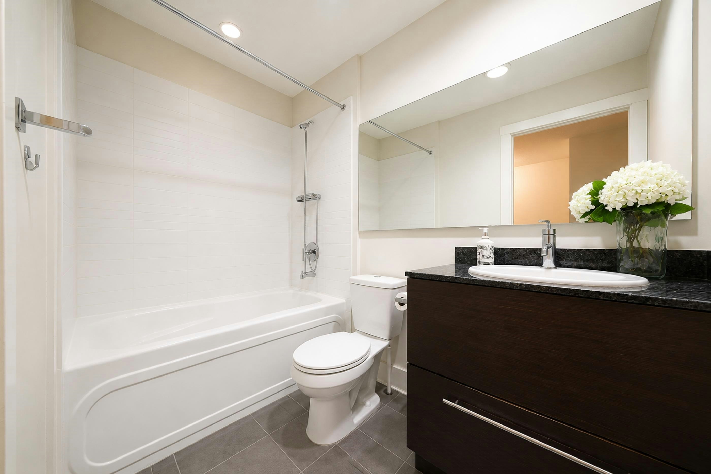 220-5928 Birney Avenue, Vancouver, BC, V6S 0B5 - 13