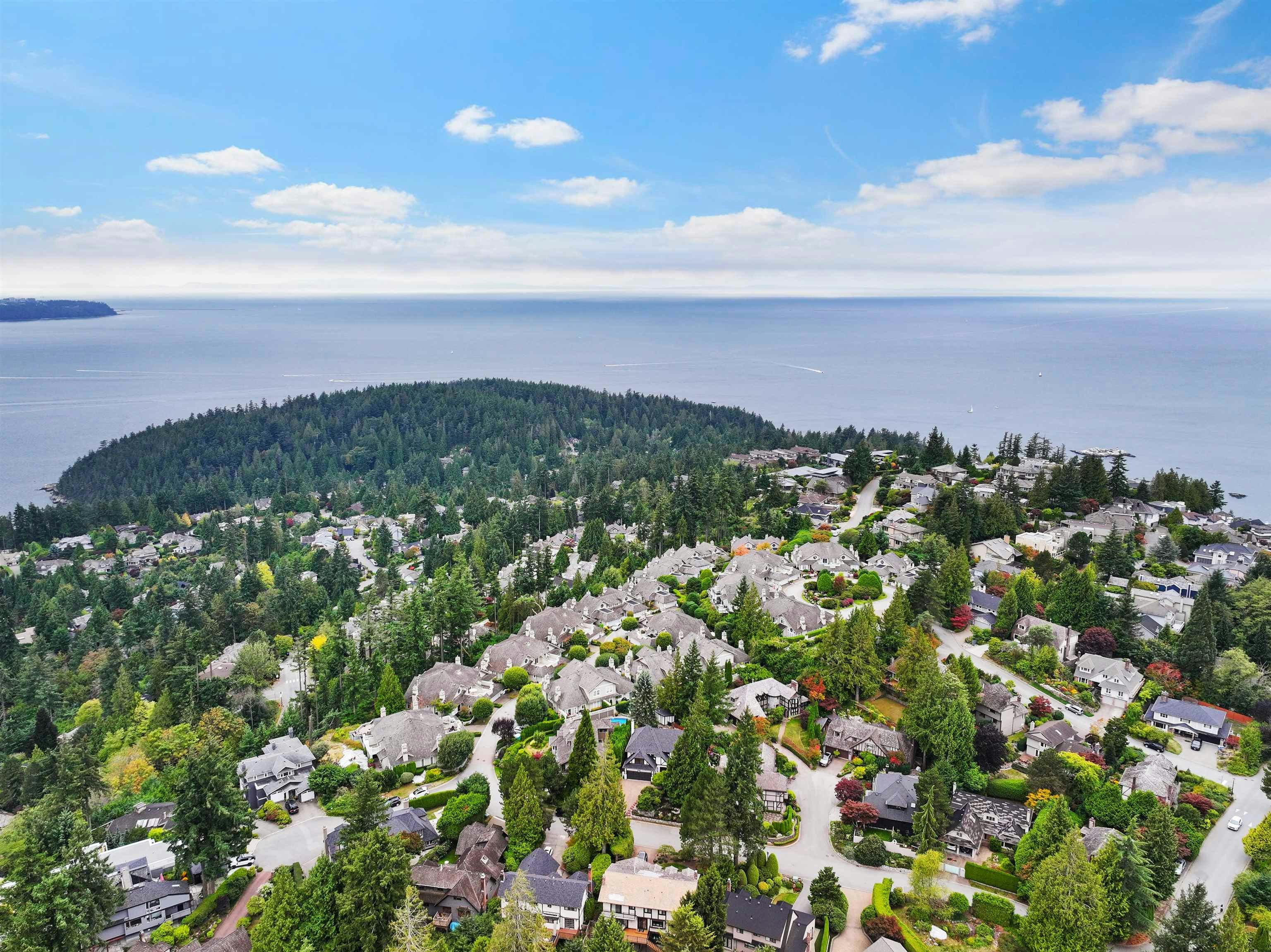 5155 Alderfeild Place, West Vancouver, BC, V7W 2W7 - 37