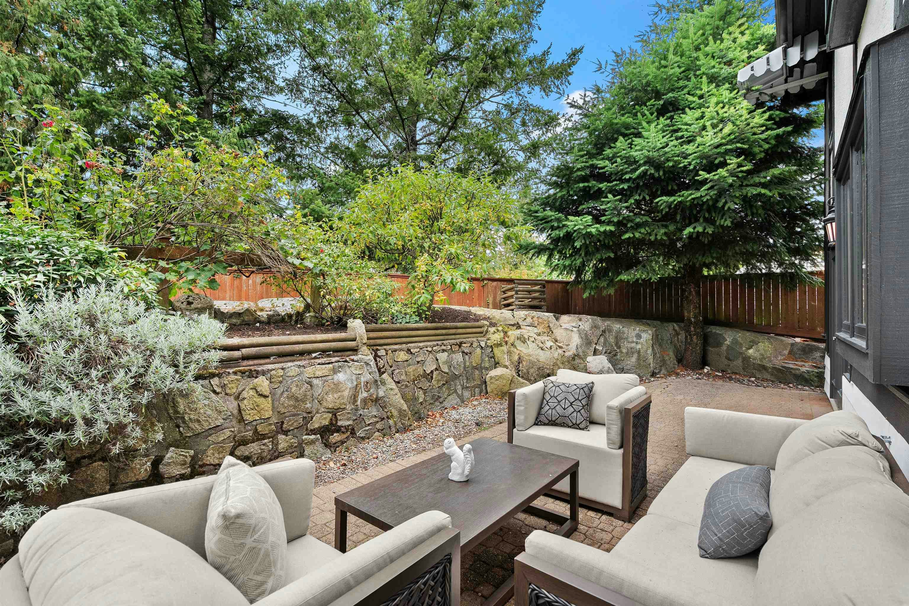5155 Alderfeild Place, West Vancouver, BC, V7W 2W7 - 35