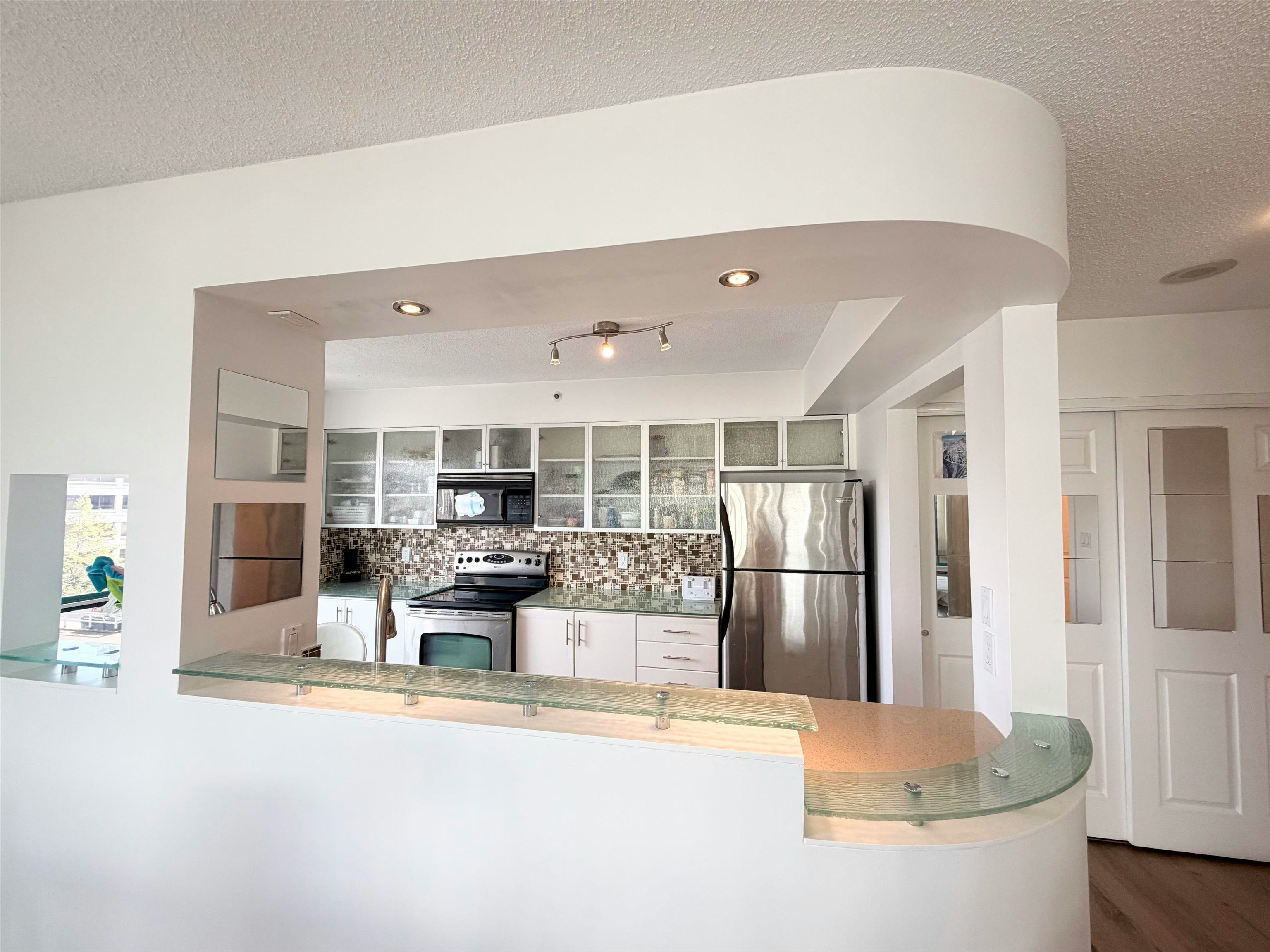 803-1438 W 7th Avenue, Vancouver, BC, V6H 1C1 - 9