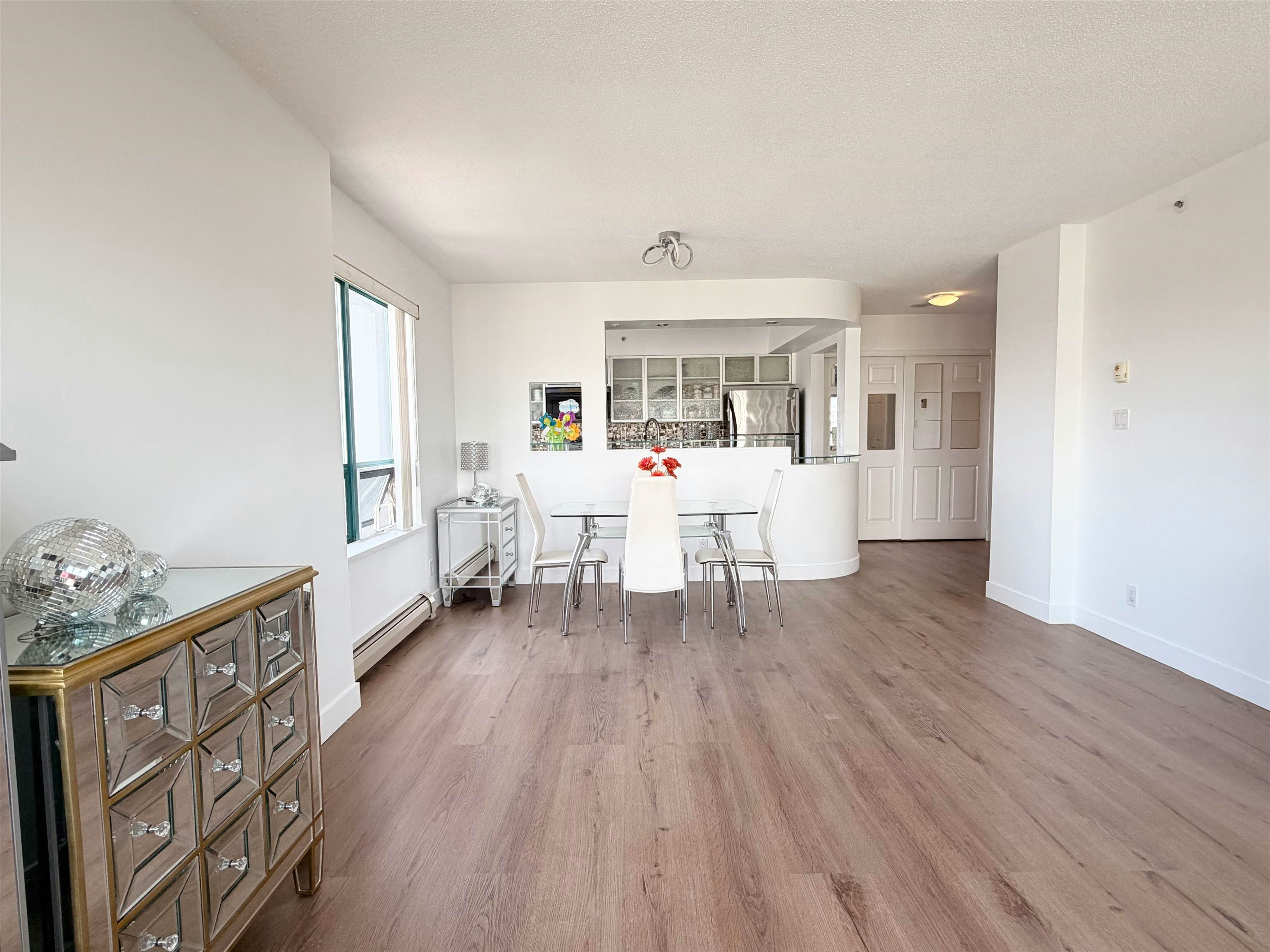 803-1438 W 7th Avenue, Vancouver, BC, V6H 1C1 - 5
