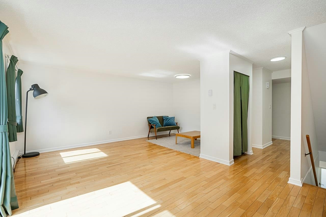 8328 Aspenwood Place, Burnaby, BC, V5A 3V3 - 6