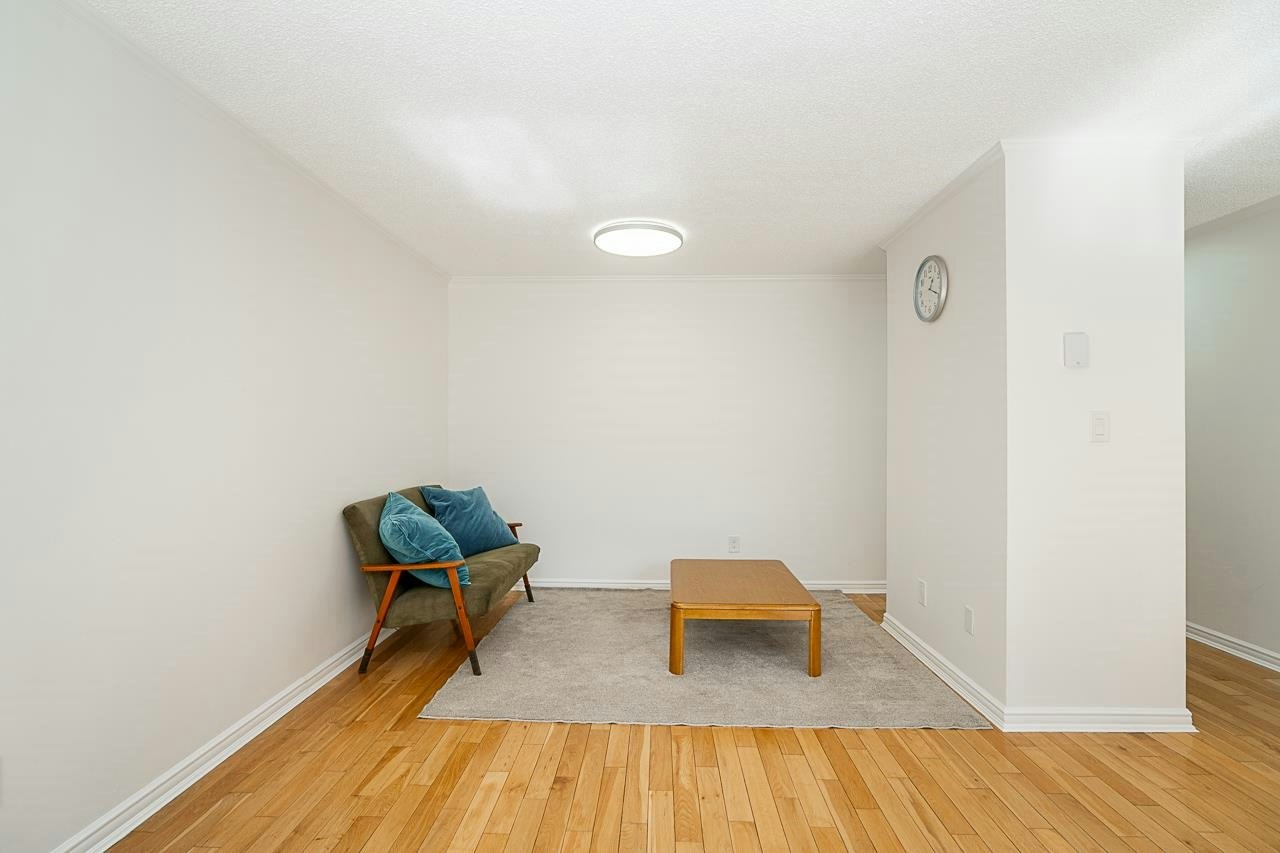 8328 Aspenwood Place, Burnaby, BC, V5A 3V3 - 11