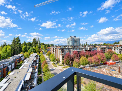 902-3533 Ross Drive - 2