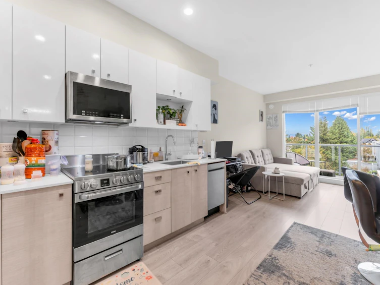 516-10838 Whalley Boulevard, Surrey, BC, V3R 0G8 - 8