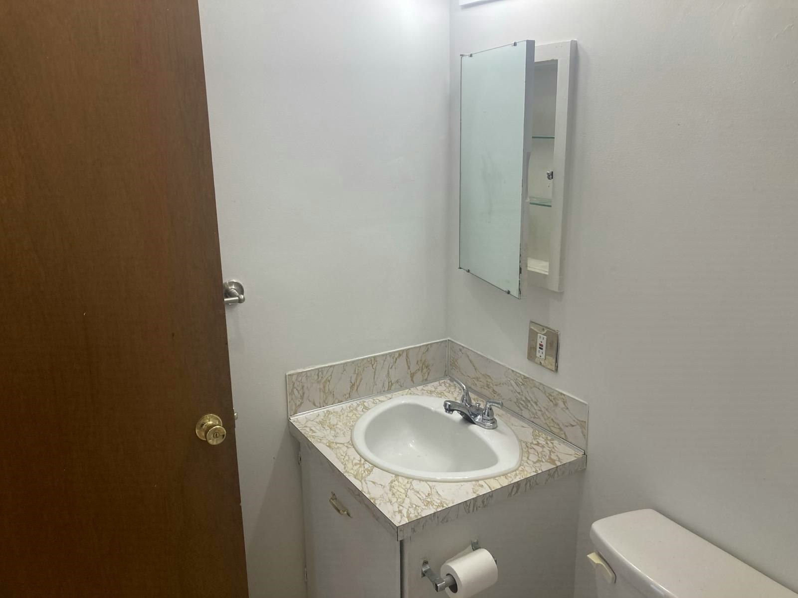 214-3570 E Hastings Street, Vancouver, BC, V5K 2A7 - 14