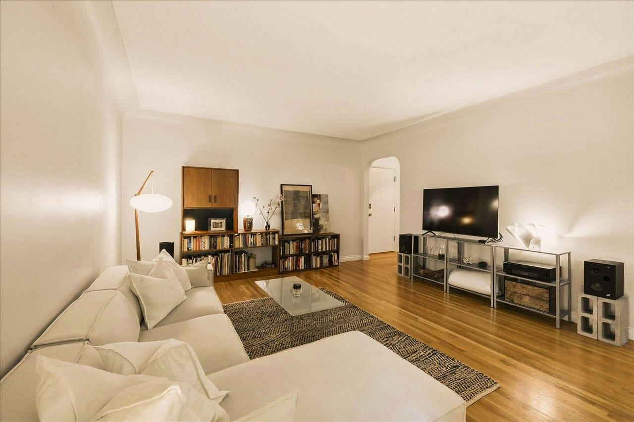6-985 Jervis Street, Vancouver, BC, V6E 2B7 - 11