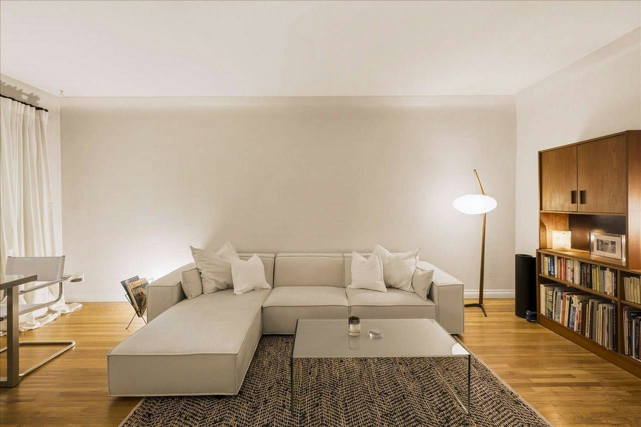 6-985 Jervis Street, Vancouver, BC, V6E 2B7 - 8