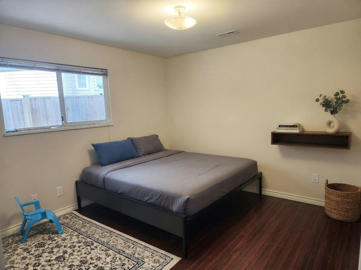 189A Street, Pitt Meadows, BC, V3Y 2P4 - 2
