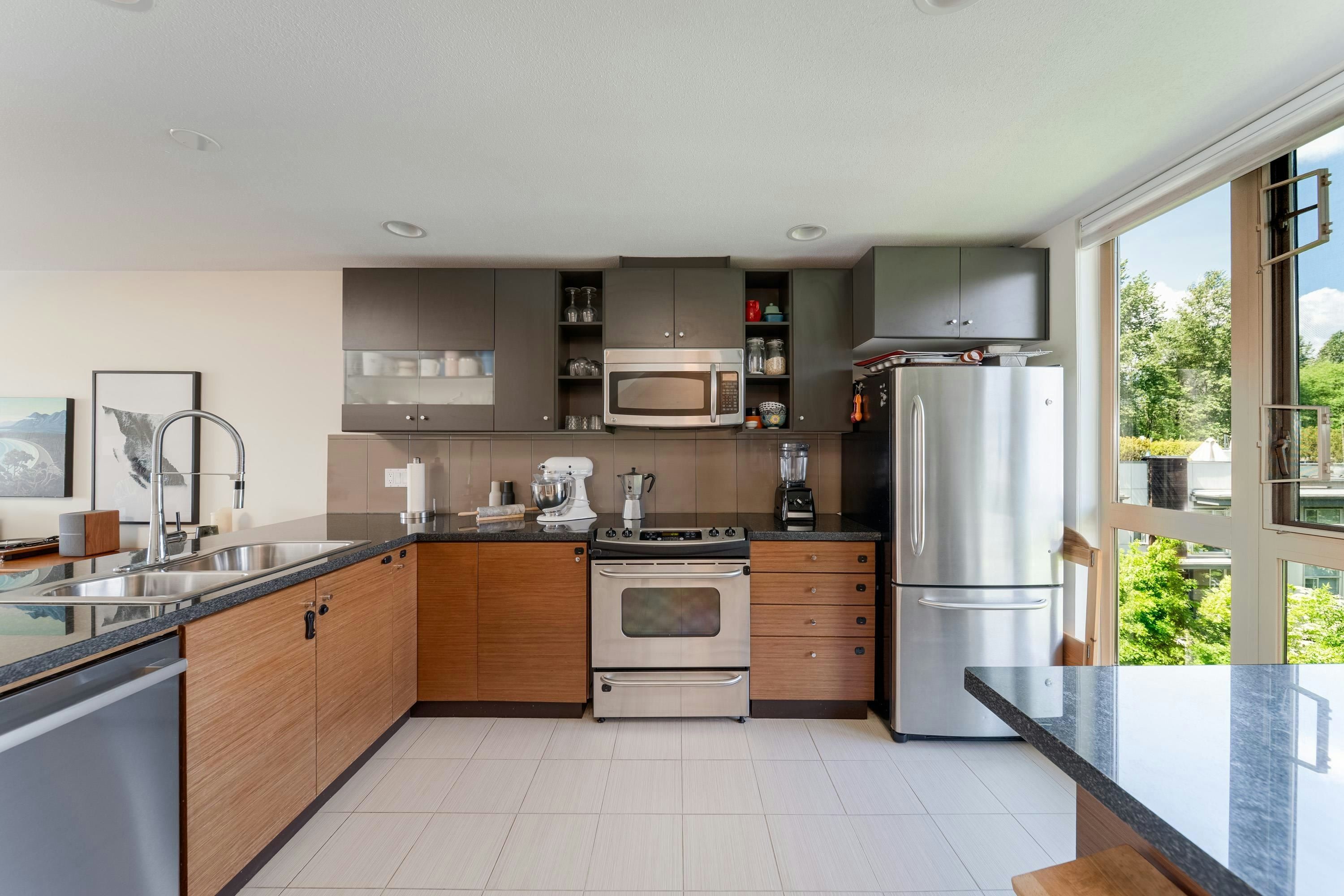 64-728 W 14th Street, North Vancouver, BC, V7M 0A8 - 9