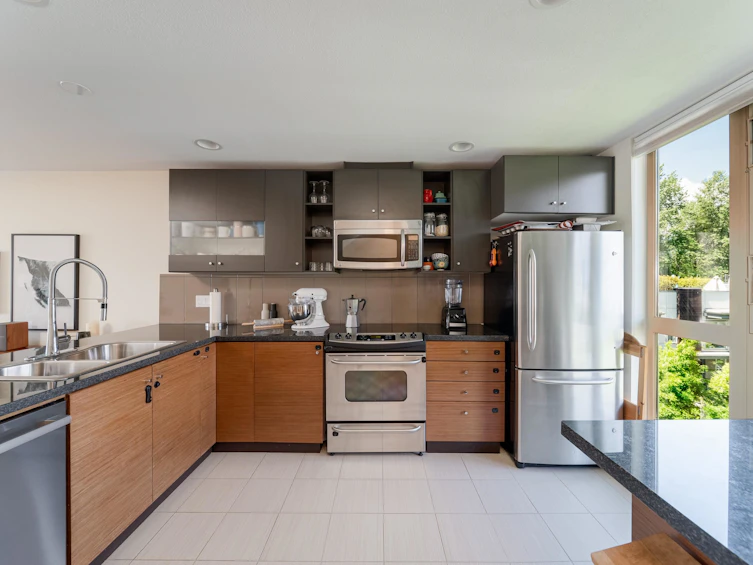 64-728 W 14th Street, North Vancouver, BC, V7M 0A8 - 9